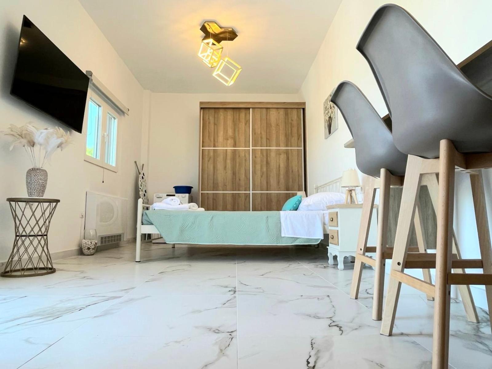 Corfu Airport Sweet Studio Экстерьер фото